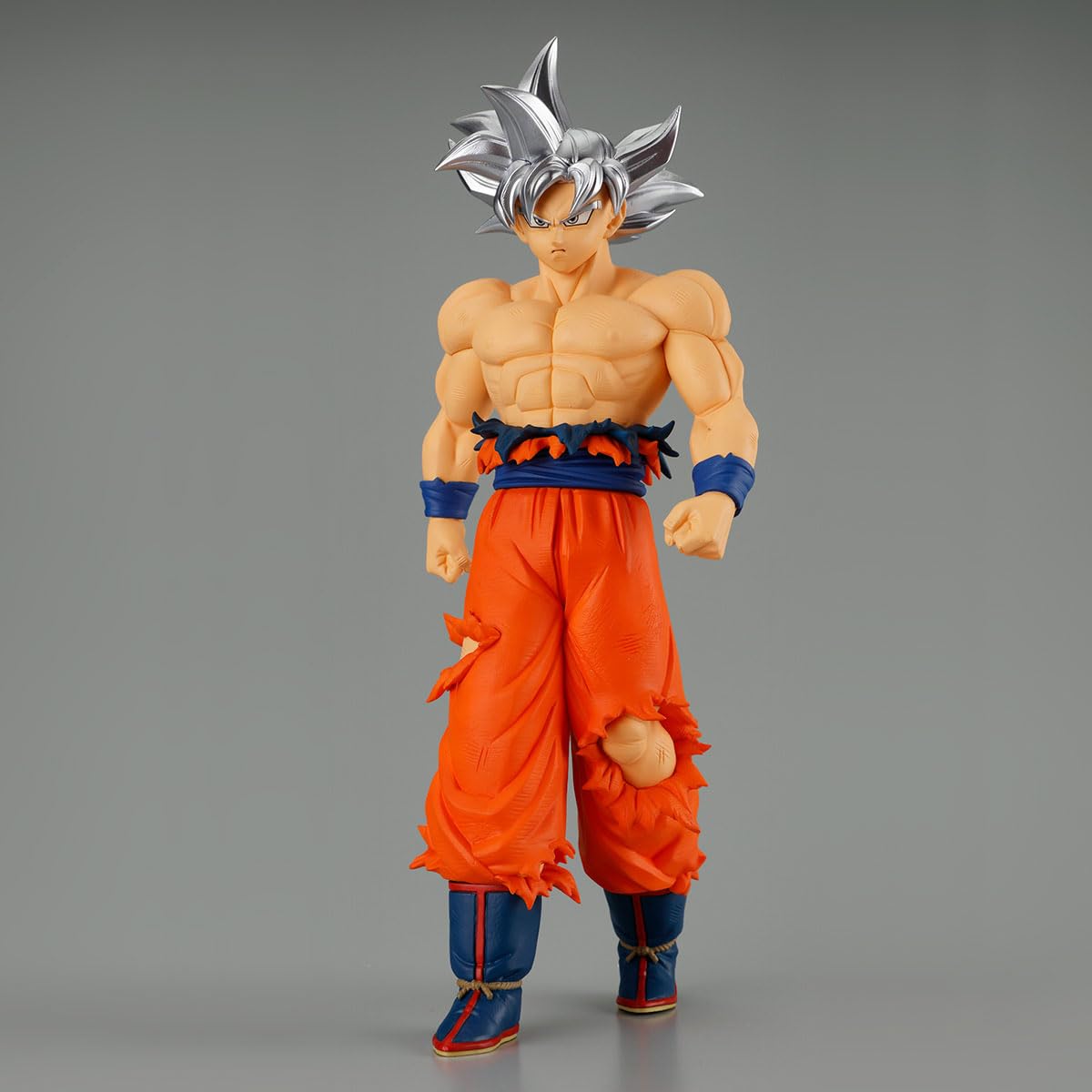 Banpresto - Dragon Ball Super - Son Goku Ultra Instinct Solid Edge