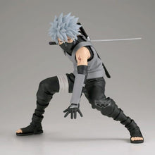 Load image into Gallery viewer, Banpresto - Naruto Shippuden - Kakashi Hatake - II Grandista Figure