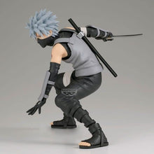 Load image into Gallery viewer, Banpresto - Naruto Shippuden - Kakashi Hatake - II Grandista Figure