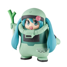 Load image into Gallery viewer, Banpresto - Gundam 45th x Hatsune Miku - Zaku Costume (Hatsune Miku Ver.) Figure