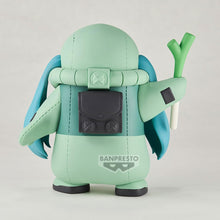 Load image into Gallery viewer, Banpresto - Gundam 45th x Hatsune Miku - Zaku Costume (Hatsune Miku Ver.) Figure