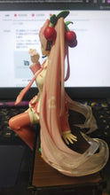 Load image into Gallery viewer, FuRyu Hatsune Miku Noodle Stopper Figure Sakura Miku 2024
