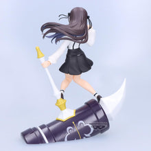 Load image into Gallery viewer, Banpresto - I May Be a Guild Receptionist, but I&#39;ll Solo Any Boss to Clock Out on Time - Alina Clover Figure