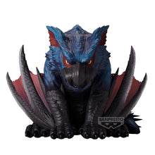 Load image into Gallery viewer, Banpresto - Monster Hunter - Nargacuga Enshrined Monsters Figure