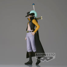 Load image into Gallery viewer, Banpresto - One Piece - Dracule Mihawk, Bandai Spirits The Shukko Figure