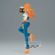 Load image into Gallery viewer, Banpresto - One Piece - Nami (It’s a Banquet!!), Bandai Spirits Figure