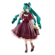 Load image into Gallery viewer, Furyu Hatsune Miku Trio-Try-iT Figure -Classical Retro-