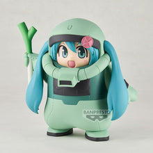 Load image into Gallery viewer, Banpresto - Gundam 45th x Hatsune Miku - Zaku Costume (Hatsune Miku Ver.) Figure