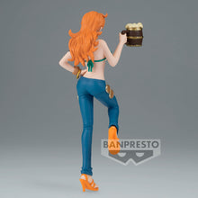 Load image into Gallery viewer, Banpresto - One Piece - Nami (It’s a Banquet!!), Bandai Spirits Figure