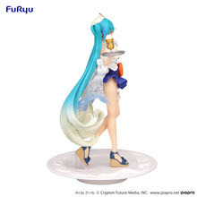 Load image into Gallery viewer, Furyu Hatsune Miku Exceed Creative Sweetsweets Series Tropical Juice