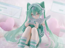 Load image into Gallery viewer, Banpresto - Hatsune Miku - Hatsune Miku Holiday Memories - Game Collectible Figure
