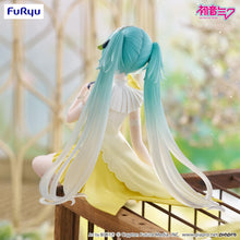Load image into Gallery viewer, Hatsune Miku Noodle Stopper Figure - Canary Bird Ver.