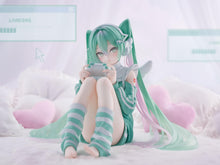 Load image into Gallery viewer, Banpresto - Hatsune Miku - Hatsune Miku Holiday Memories - Game Collectible Figure