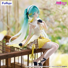 Load image into Gallery viewer, Hatsune Miku Noodle Stopper Figure - Canary Bird Ver.